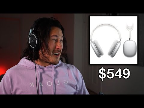 Which headphones does Markiplier use?