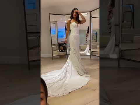What is the Appropriate Attire for Trying on Wedding Dresses?