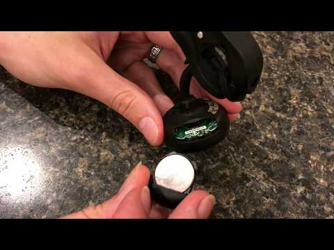Which battery is compatible with the Snark tuner?